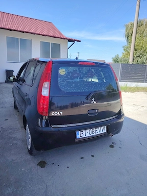 Vând Mitubisi colt 1.3 benzina anul 2006  - imagine 2