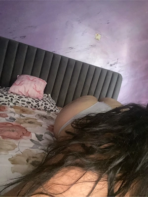 mommy milf caut colega 