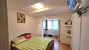 Apartament decomandat,4 camere,2 bai,etaj 2 Calea Lipovei - imagine 9