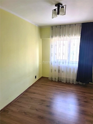 Apartament 3 camere 2 bai etaj 1 Baia Mare Zona Traian - imagine 7