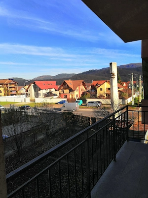 Apartament 3 camere Rasnov - imagine 8