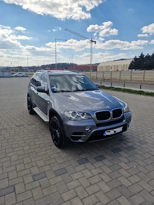Vând BMW X5 E70 LCI   3.0d (245 CP)   Istoric Service   Stare Excelentă - imagine 9