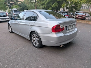 Vând BMW seria 3 e90 2.0D automat - imagine 2