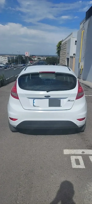 Ford Fiesta 1.4 tdci 2011 - imagine 3