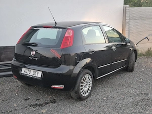 Fiat Punto 2015 - imagine 3
