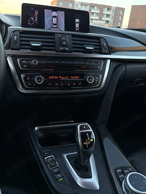 BMW Seria 3 320d xDrive - imagine 7