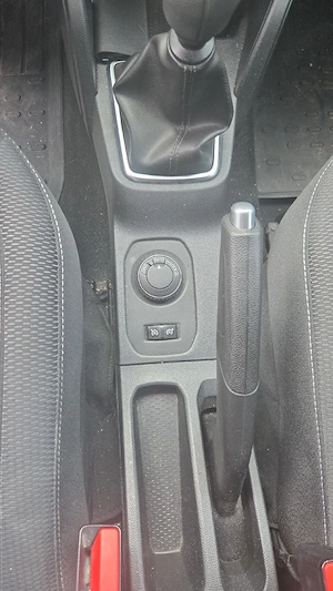Proprietar vând Duster 1.5 DCI 4WD EURO 6 - imagine 5