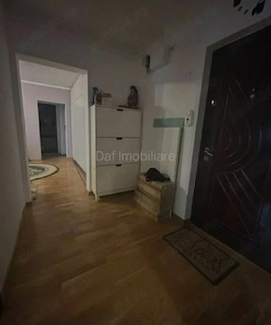 Ofer spre Inchiriere Apartament 3 camere Piata Sudului  - imagine 4