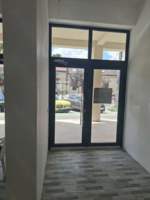 De inchiriat spatiul comercial cu vad stradal,Strada Brancoveanu,suprafata de 128 mp utili - imagine 18