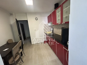 Apartament cu 3 camere de inchiriat, centrala proprie, Aradului - imagine 6