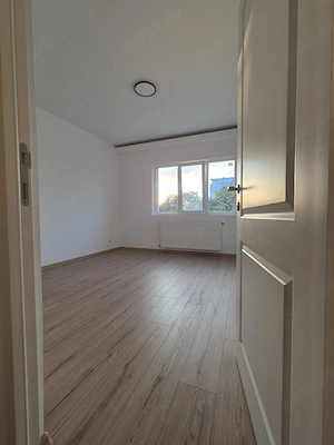3 camere RENOVAT COMPLET | 59 mp | Str. Cameliei | Ploiești