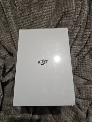 Dronă DJI Mini 3 Fly More Combo (DJI RC cu ecran)   SIGILATĂ   Neactivată - imagine 4