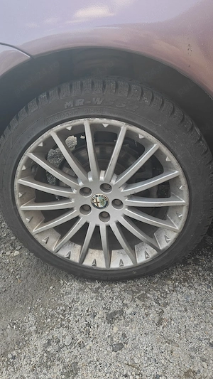 Dezmembrez Alfa Romeo Gt - imagine 5