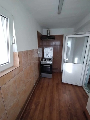 Inchiriez garsoniere si apartamente - imagine 4