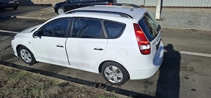 Hyundai i30 combi crdi - imagine 5
