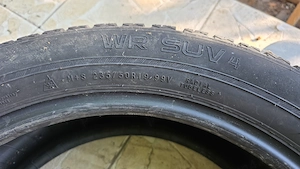Anvelope iarnă Nokian WR SUV 4 235/50 R19, 4X4 set - imagine 2