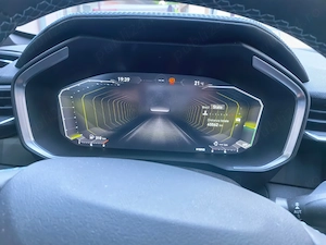 Lynk&Co 01 Plug in 2023 - imagine 2