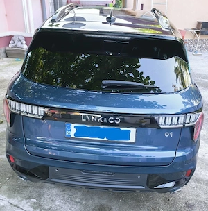 Lynk&Co 01 Plug in 2023 - imagine 3