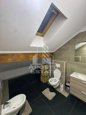 Apartament de închiriat cu 3 camere, 2 nivele în Giroc - imagine 4