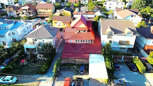 Pensiune cu 30 camere de vânzare în Costinesti in zona Central - imagine 5
