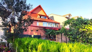 Hotel / Pensiune cu 30 camere de vânzare în Costinesti in zona Central