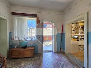Casa aproape de centru Tarnaveni cu 936 mp teren - imagine 16