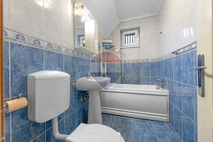 Apartament cu 2 camere de închiriat - zona Central - imagine 8