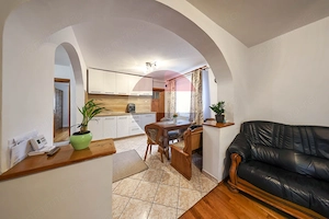 Casa  cu gradina  Sacele -Zona centrala - imagine 8
