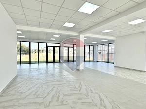 Spațiu comercial de 185mp | cladire noua | în zona Tractorul - imagine 3