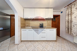 Casa  cu gradina  Sacele -Zona centrala - imagine 6