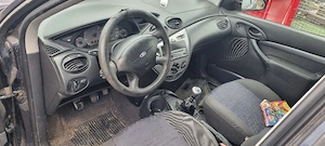 Dezmebbrez ford focus din 2001 ..1.8 dizel