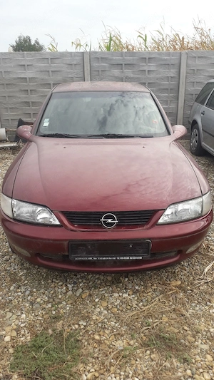 dezmembrez opel vectra b.2.0 dizel..2000 an fabricație 