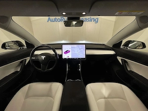 Tesla Model 3 - imagine 7