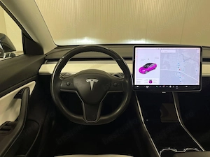 Tesla Model 3 - imagine 6