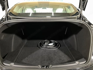 Tesla Model 3 - imagine 13