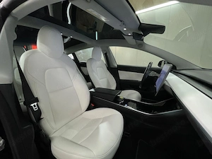 Tesla Model 3 - imagine 10