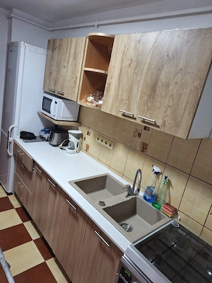 Apartament 3 camere decomandat - imagine 3