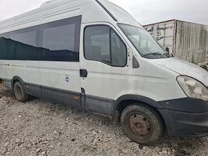 Dezmembrez Iveco daily 3.0 170 cp - imagine 5