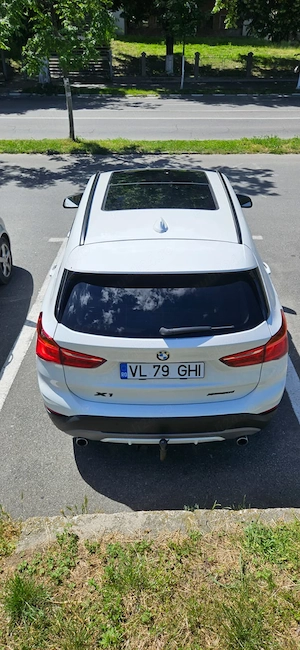 BMW X1 xDrive20d Sport Line SUV  - imagine 7