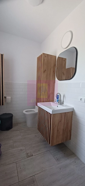 Casă 2019, P+1+pod, renovată, curte amenajată, aproape de pădure - imagine 10
