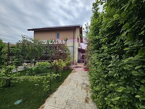 Casă 2019, P+1+pod, renovată, curte amenajată, aproape de pădure - imagine 7