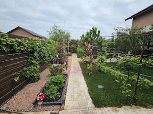 Casă 2019, P+1+pod, renovată, curte amenajată, aproape de pădure - imagine 18