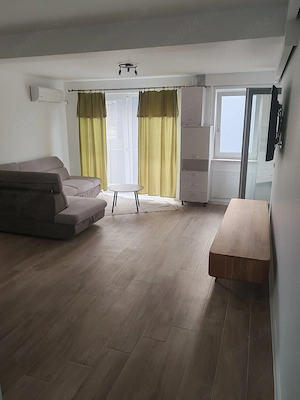 Închiriez 3 camere Gruia - imagine 8