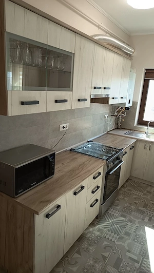 Apartament 2 camere complet mobilat si utilat cu loc de parcare in curte, spatii verzi, zona BRYTIM - imagine 3
