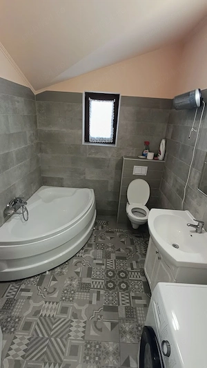 Apartament 2 camere complet mobilat si utilat cu loc de parcare in curte, spatii verzi, zona BRYTIM - imagine 7