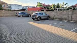 Apartament 2 camere complet mobilat si utilat cu loc de parcare in curte, spatii verzi, zona BRYTIM - imagine 8