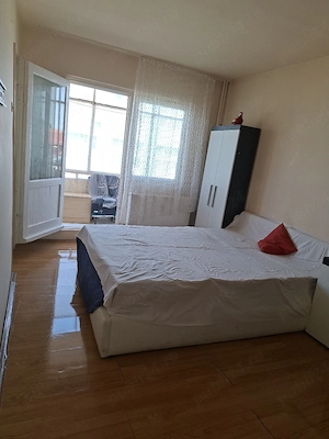 ap 1 camera in confe ctii vizavi de fa ultate