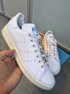 Adidas Stan Smith mărimea 40.5