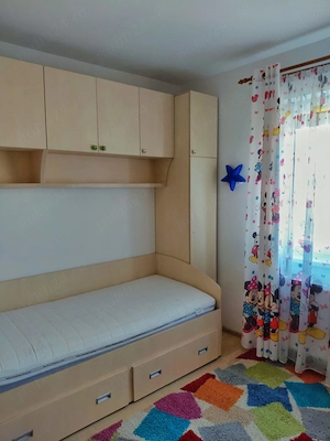 Proprietar inchiriez apartament cu 3 camere și 2 bai  zona Coresi  - imagine 5