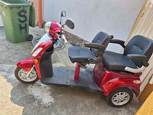triciclu 2locuri